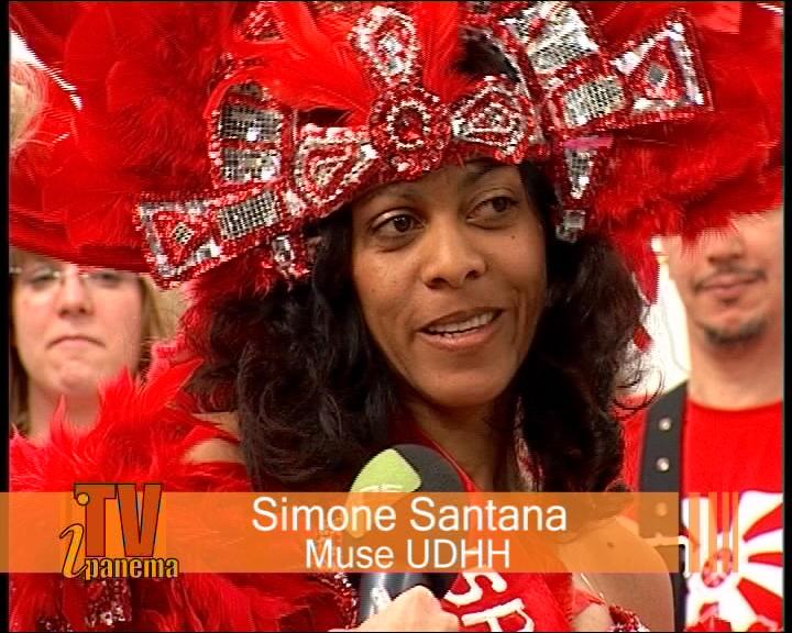 Simone Santana Muse UDHH.jpg - Für Simone ist Samba Lebensenergie und positive Ausstrahlung